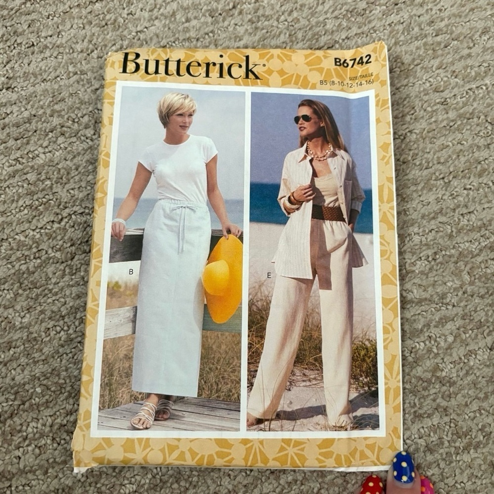 Butterick Sewing Pattern - B6742 - Sizes 8-16